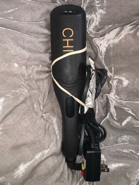 CHI Black Ionic Hair Crimping Waver Iron